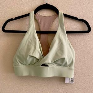 Lululemon sweet awakening bra in Spring Time size 6 new with tag